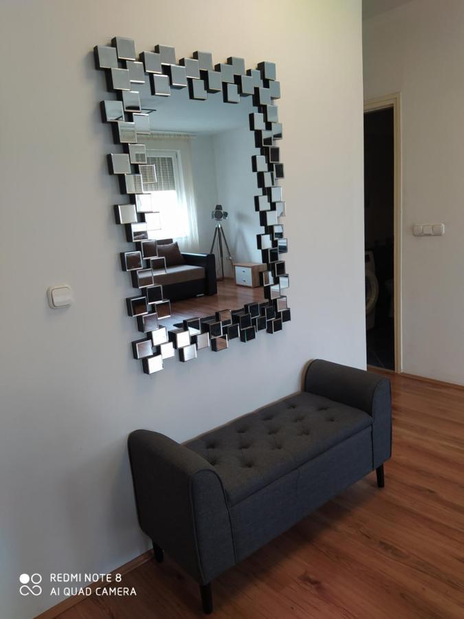 Kristaly Apartman Сегед Екстериор снимка