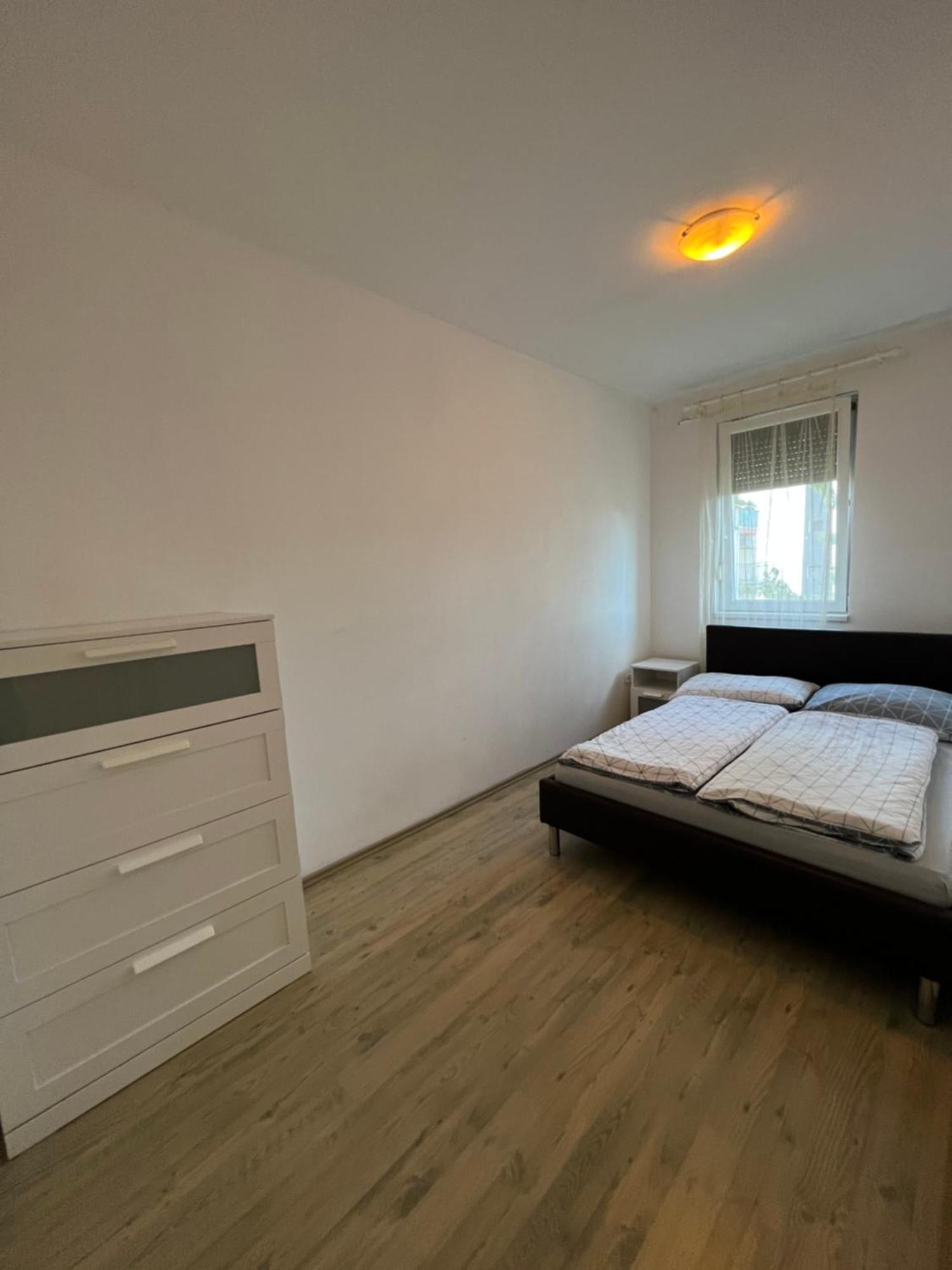Kristaly Apartman Сегед Екстериор снимка