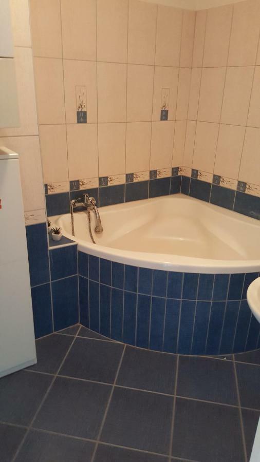 Kristaly Apartman Сегед Екстериор снимка